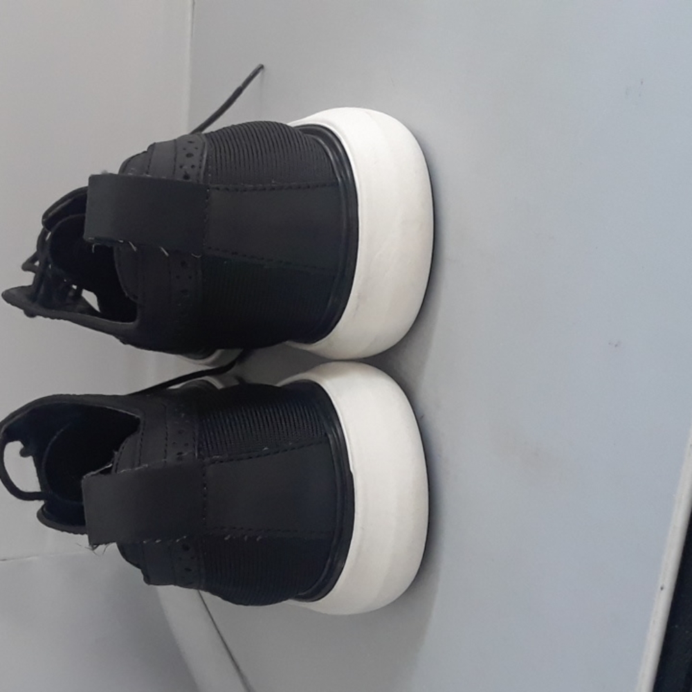 EXPRESS SHOES MEN. - Picture 3 of 7